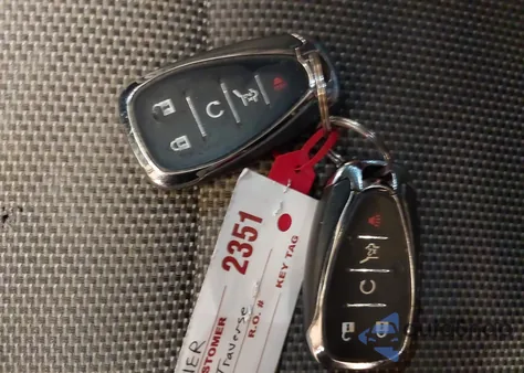 2018 Chevrolet Traverse 1Lt z USA, uszkodzony, nr VIN 1GNERGKW4JJ122031